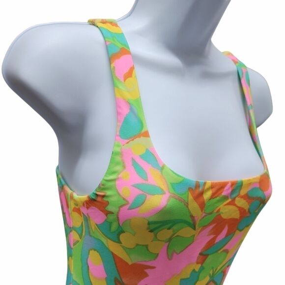 SHOW Me Your Mumu Caicos One Piece - Picture 5 of 9